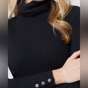 NWT - J. McGlaughlin - Arlette Turtleneck Sweater - Black Metallic - Large